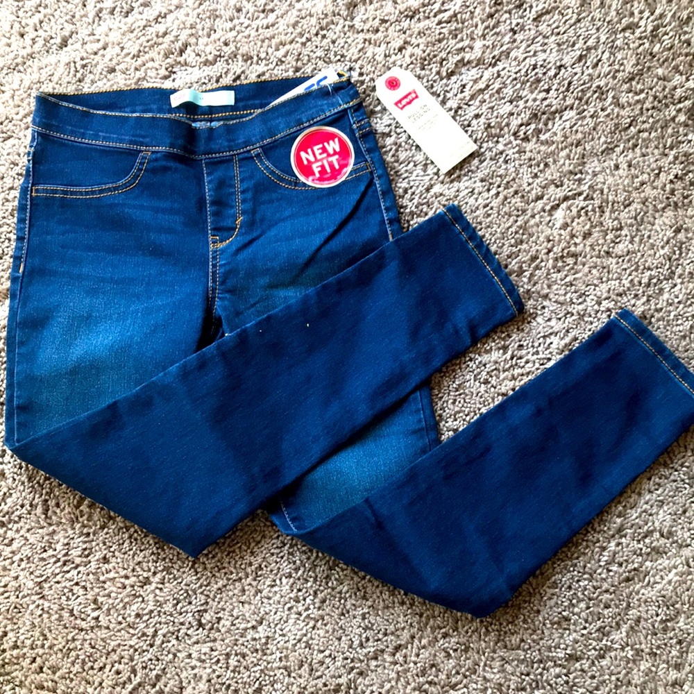 Levi’s Pull on Legging size 8 NWT